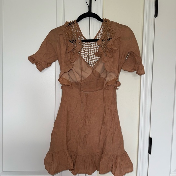 Elegant Ruffle Dress - Picture 2 of 2